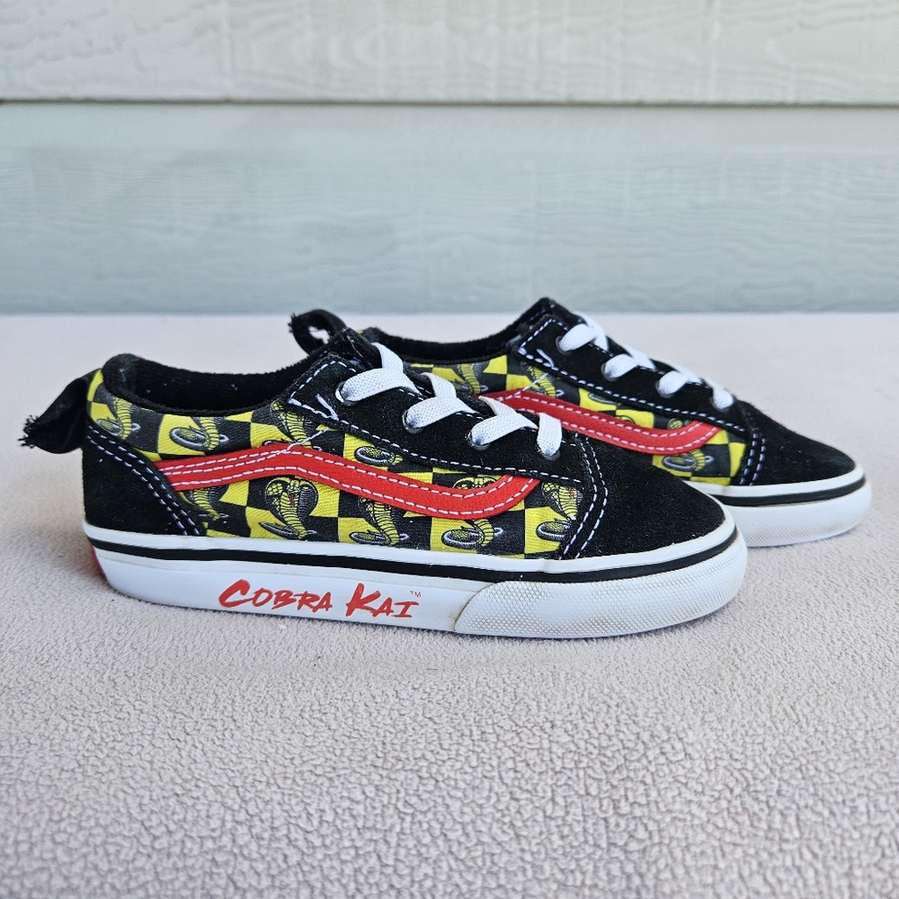 Vans Cobra Kai Karate Kid Sneaker SZ 10C Slip-On Black Low Top Skate 507452